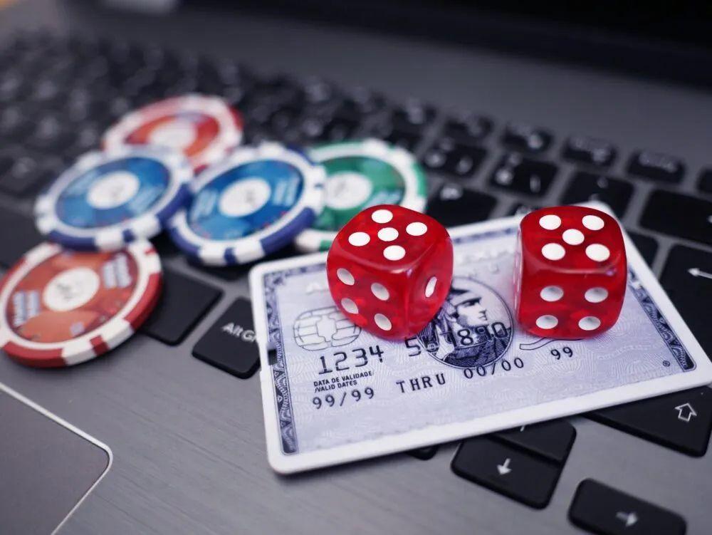 Советы по выбору онлайн-казино с выводом денег для новичков